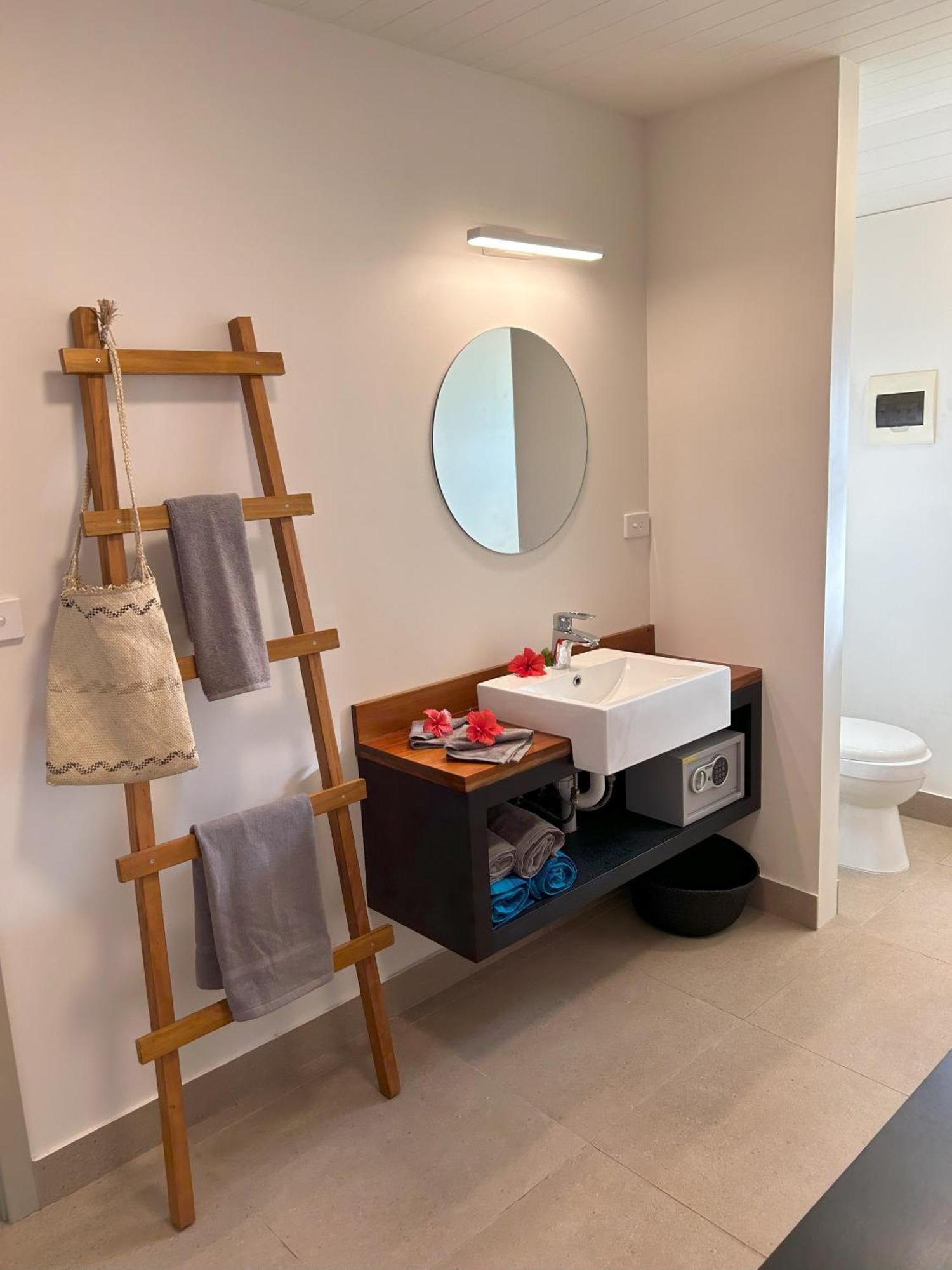 Mai Sunset Island Resort Ngunu Zewnętrze zdjęcie